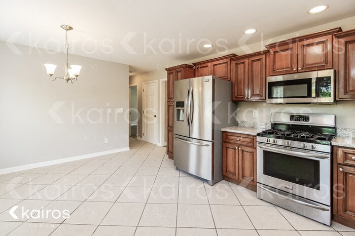 Building Photo - 4719 Eagle Path