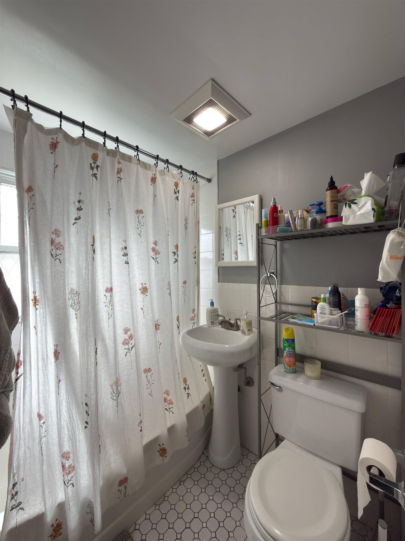 Building Photo - 28 Linden Ave