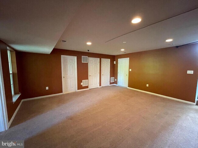 Building Photo - 43297 Stonegarden Terrace