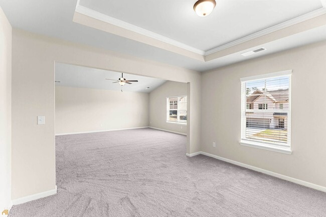 Building Photo - 755 Lakehaven Ln