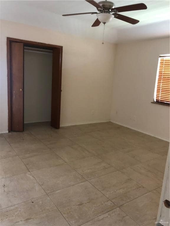 Building Photo - 301 E La Vista Ave