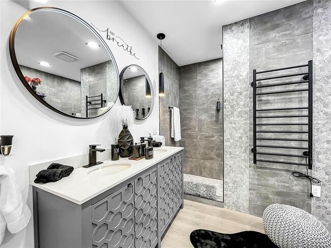 Building Photo - 3608 54th Dr W