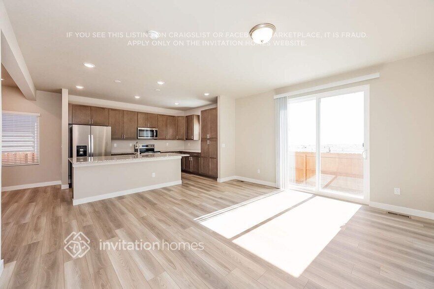 Building Photo - 13613 Arriba Dr