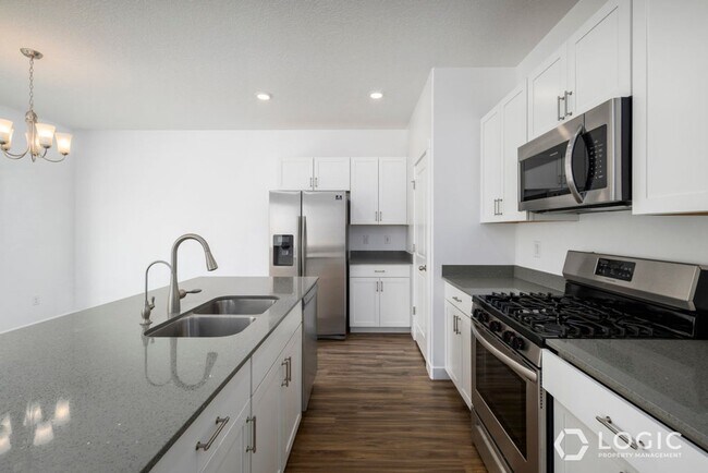 Building Photo - 14817 Pelé Ln