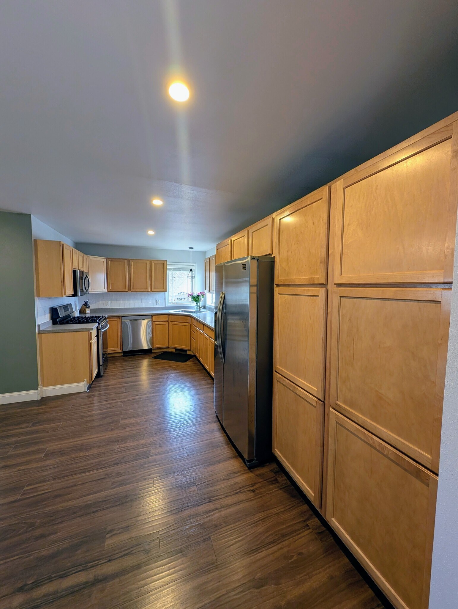 Building Photo - 518 Lexington Dr