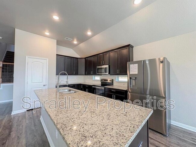 Building Photo - 1131 Kiskadee Branch Dr