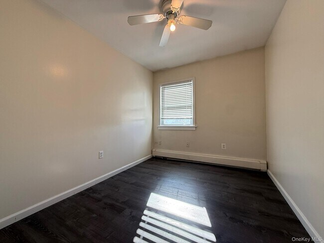 Building Photo - 51 Schneider Ave