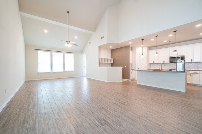 Building Photo - 23222 Ivory Sedge Trl