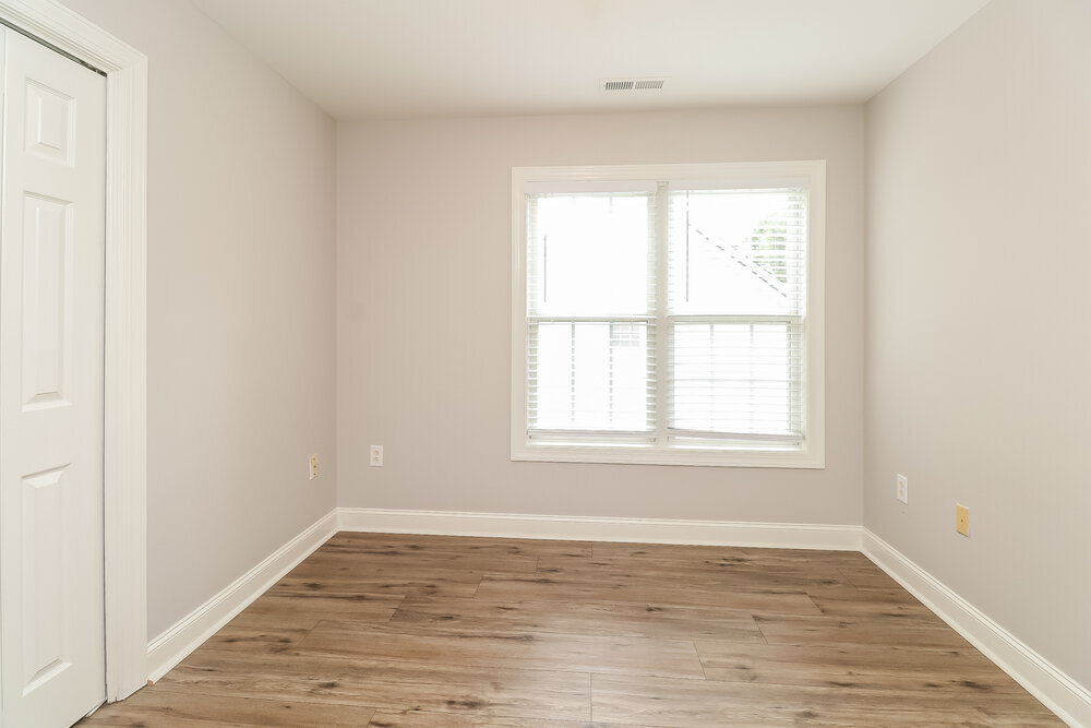 Building Photo - 1052 Enderbury Dr