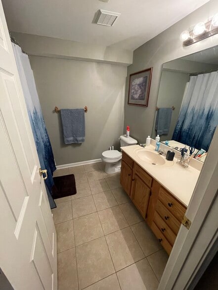 Building Photo - 3100 Beargrass Run Ct