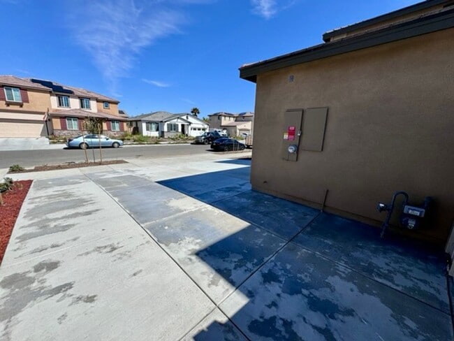 Building Photo - COMING SOON Brand new 4 bedroom Menifee Home with Solar, now available for LEASE!