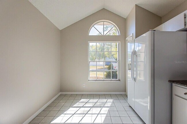 Building Photo - 4303 Longfellow Dr