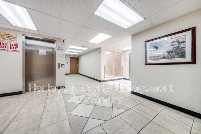 Building Photo - 4119 Medical Dr