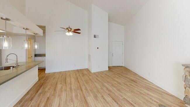 Living Room - Copper Hill Apartments