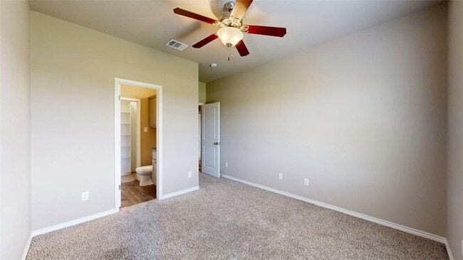 Building Photo - 3519 Summerway Dr