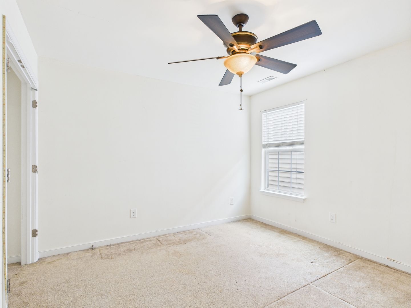 Building Photo - 9443 Rutlandshire Dr