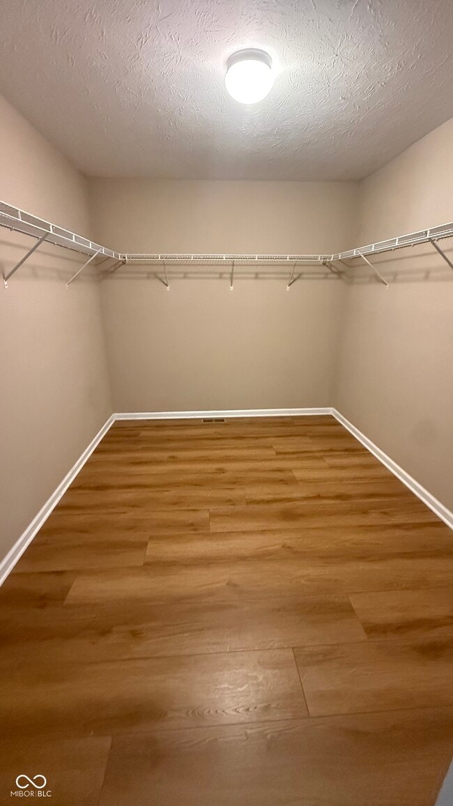 Building Photo - 5784 Pebblebrooke Rd