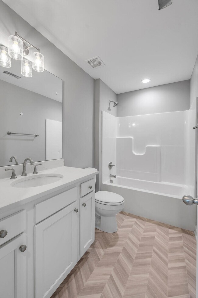 Building Photo - 125 Squires Way