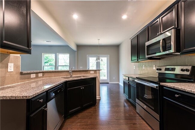 Building Photo - 114 Canvas Ives Dr