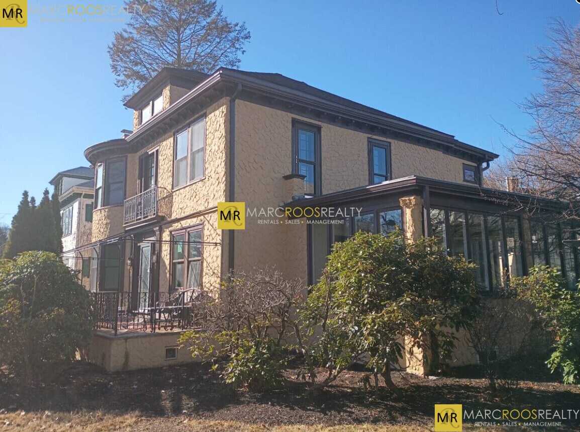 Building Photo - 1 Arborway