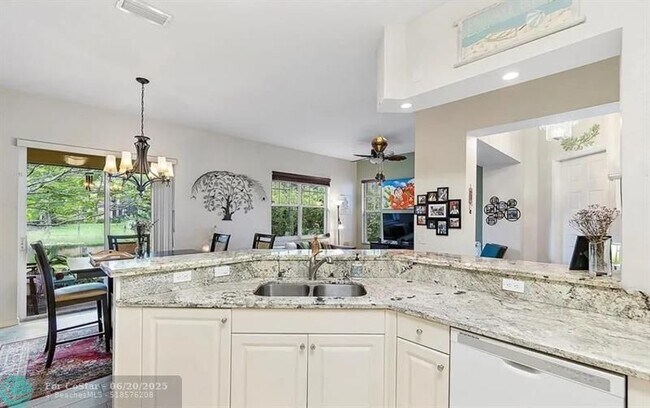 Building Photo - 5784 NW 120th Ave