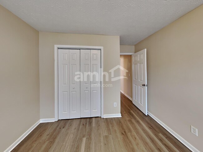 Building Photo - 119 Overlook Ct