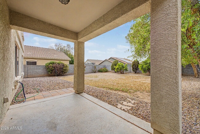 Building Photo - 14165 W Crocus Dr