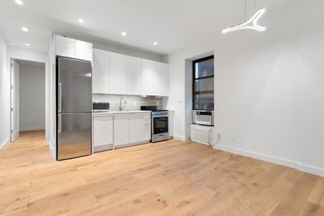 Primary Photo - 1 bedroom in New York NY 10011