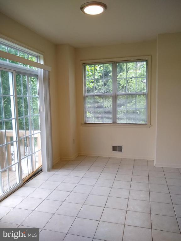 Building Photo - 19 Wordsworth Ct