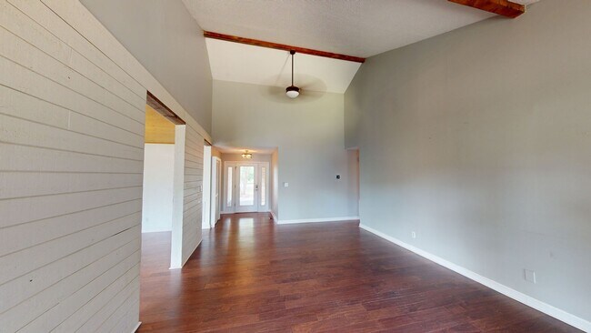 Building Photo - Cottage Style Home in Pinehurst $500 OFF 1...