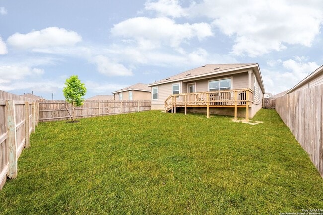 Building Photo - Inviting and Elegant One-Story Ranch Home