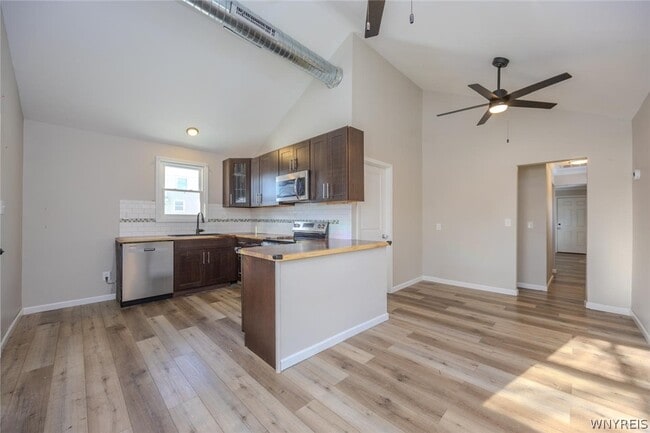 Building Photo - 3487 Rhode Island Ave