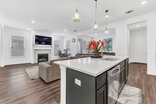 Building Photo - 5314 Depot Dr