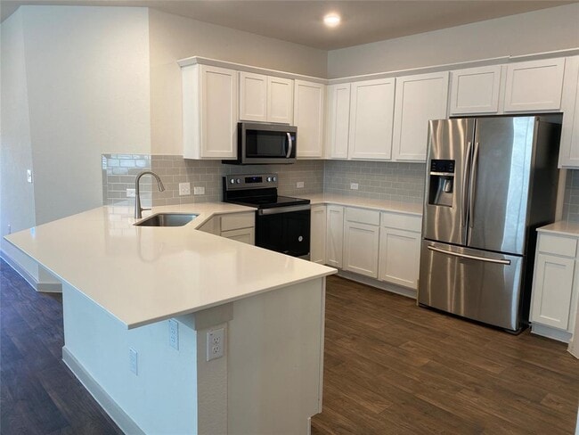 Building Photo - 3117 Bragg Pl