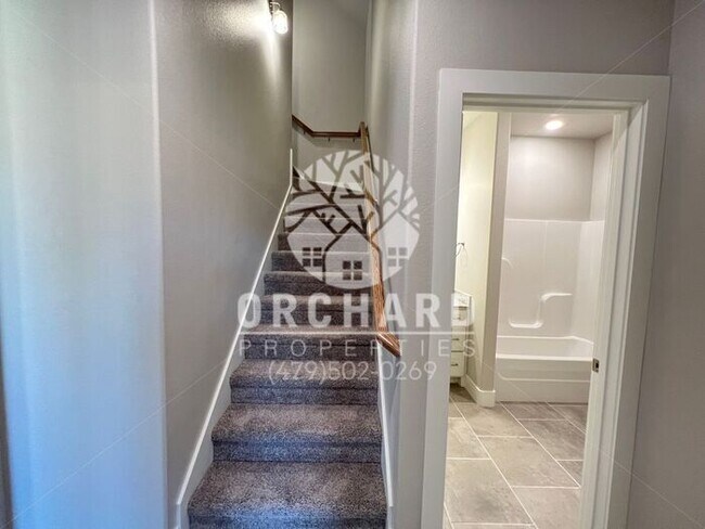 Building Photo - Tontitown- Single-Family Home- Spacious Ke...