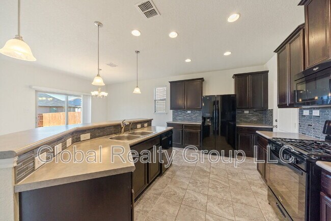 Building Photo - 8307 Pioneer Fld