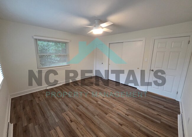 Building Photo - 706 Hedrick Dr
