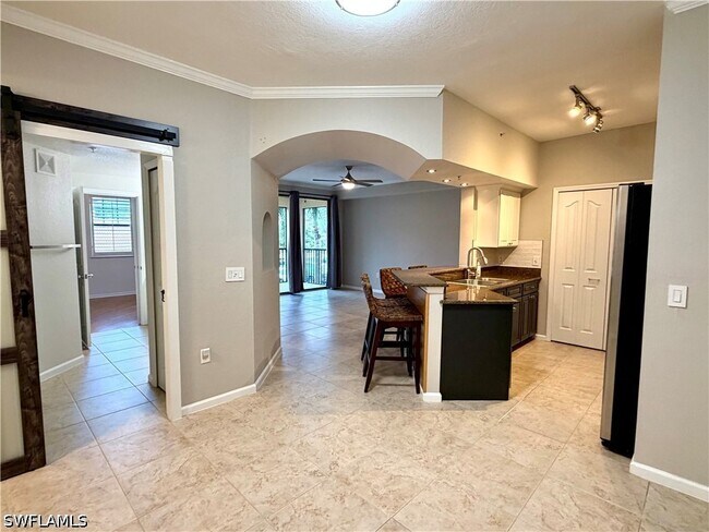 Building Photo - 12965 Positano Cir