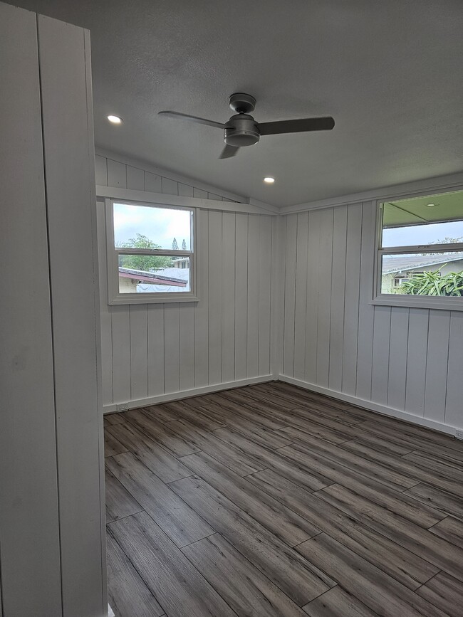 Building Photo - 95-230-230 Waipono St