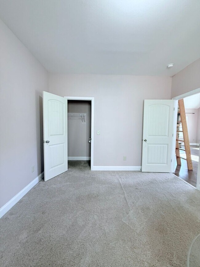 Building Photo - Beautiful Mountain Home near Cleveland