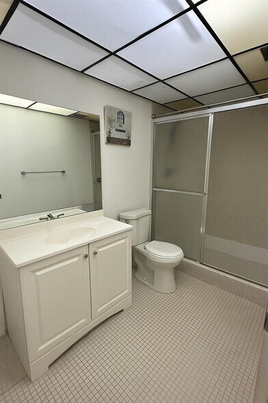 Building Photo - 3361 NW 47th Ter