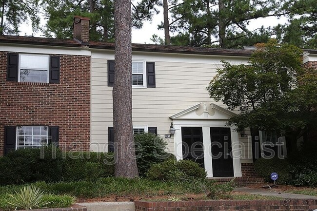 Building Photo - 3719 Jamestown Cir
