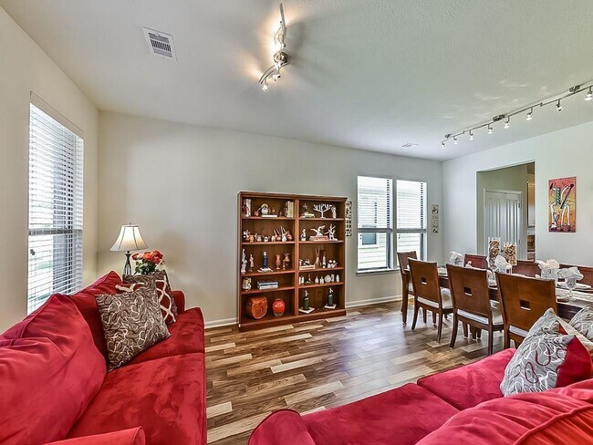 Building Photo - 15223 Sunlight Bay Ct