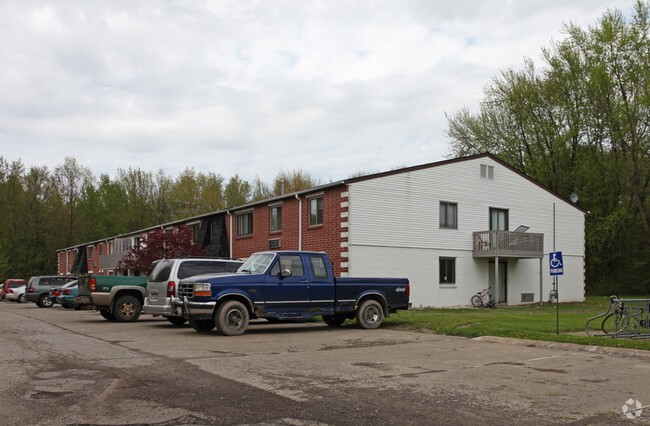 Building Photo - Orwell Village Apartments