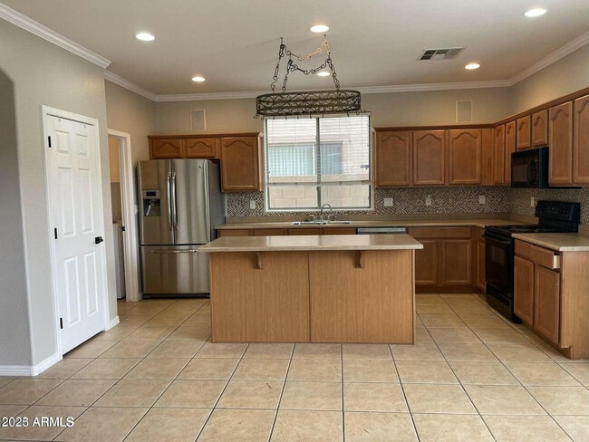 Building Photo - 3117 S Southwind Dr