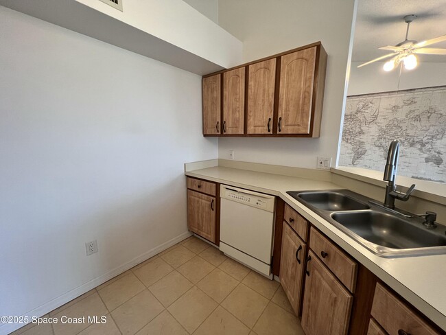 Building Photo - 7240 US-1