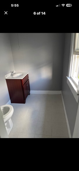 Building Photo - 126 Lincoln St