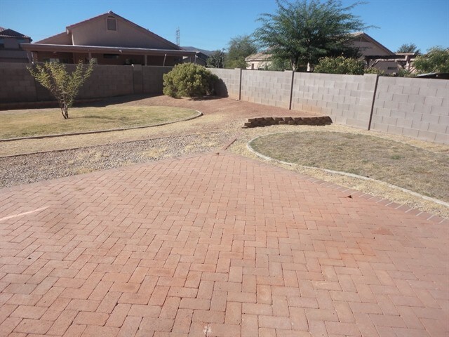 Building Photo - 5711 W Shady Grove Dr