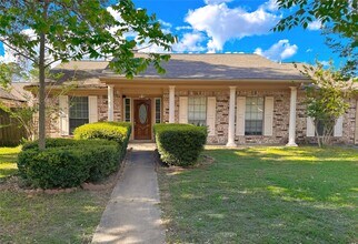 Building Photo - 22206 Goldstone Dr