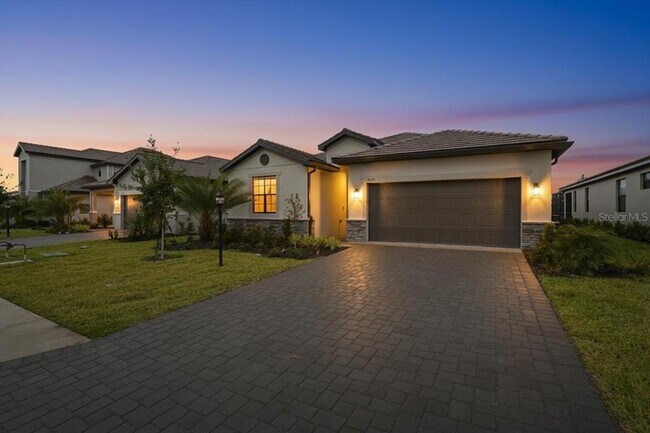 Building Photo - 15165 Serene Shrs Lp